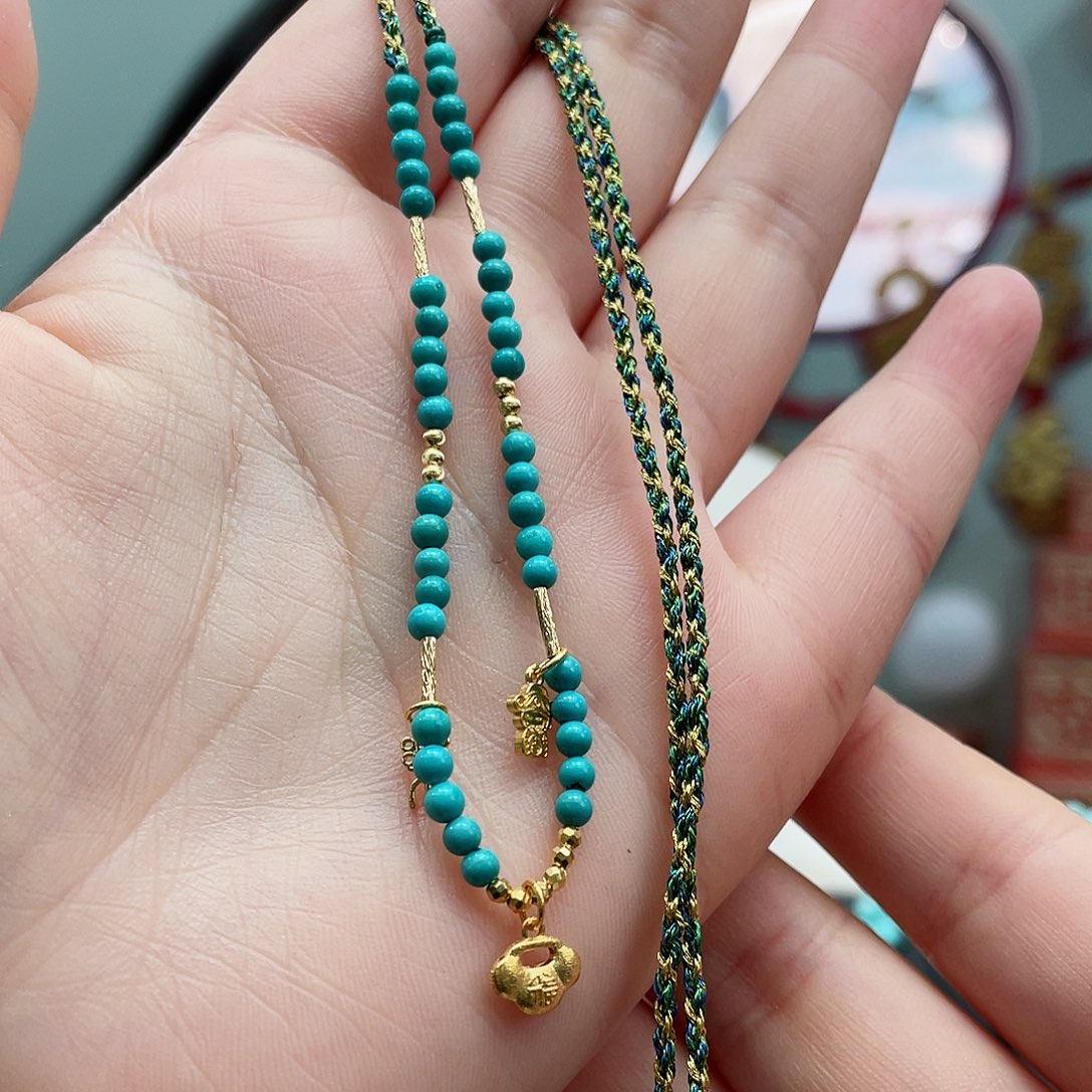 绿松石颈饰18K金镶嵌