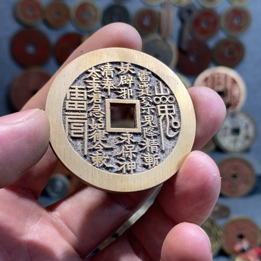 花岗石铁合金现代工艺品挂饰吊坠