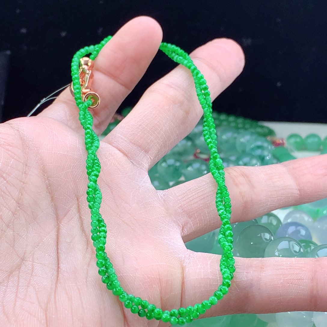 翡翠手链未镶嵌非**逗卡2+