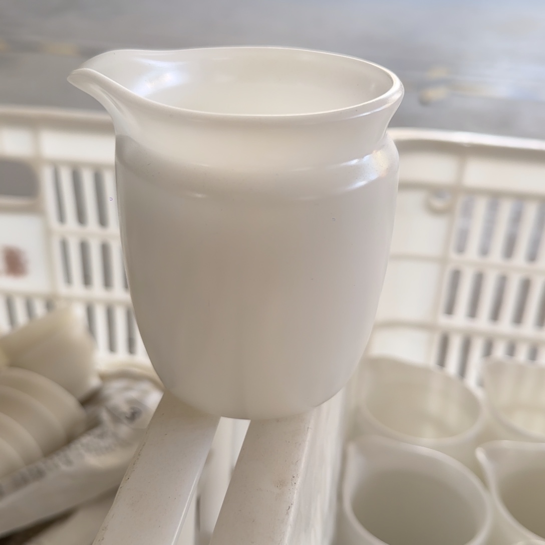 瓷片清货，微瑕。。。。。