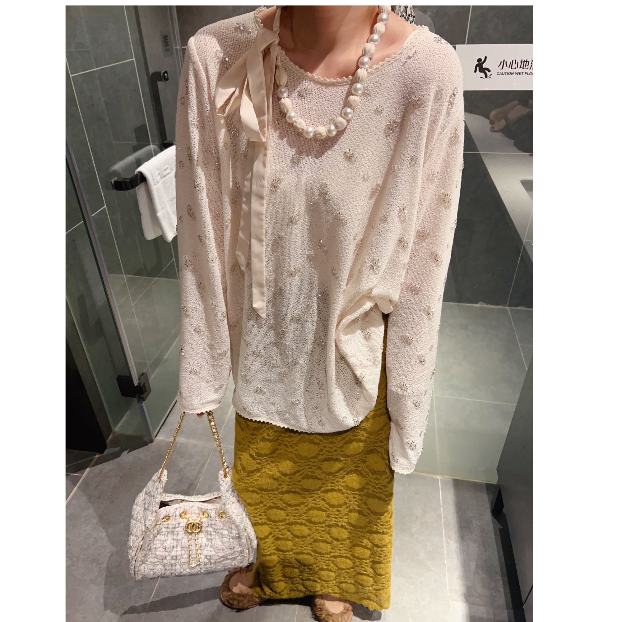 欧货长袖针织衫  圆领重工钉珠气质套头衫设计感温柔显瘦上衣