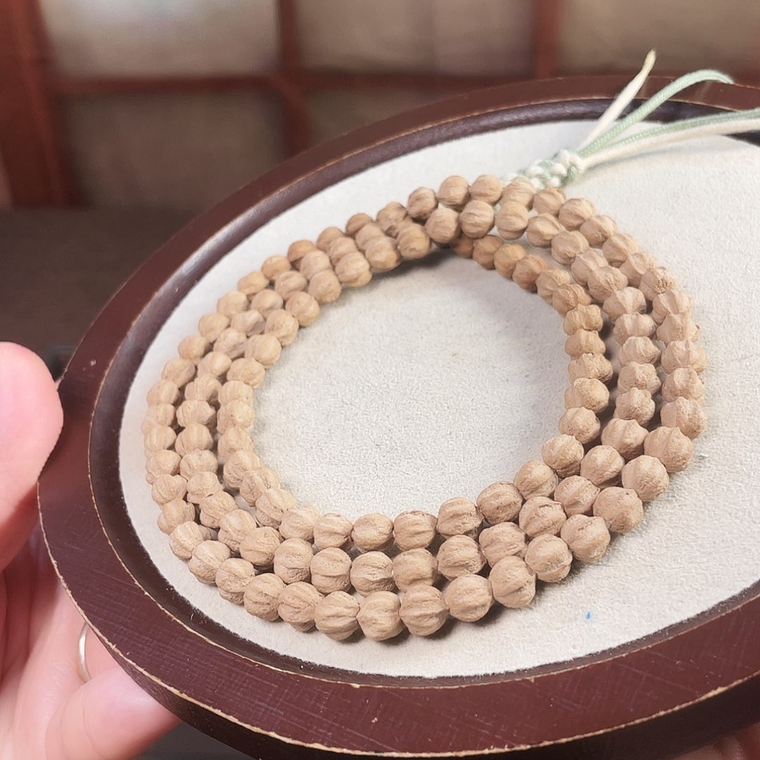 ****椒柏香籽/百香籽吊坠