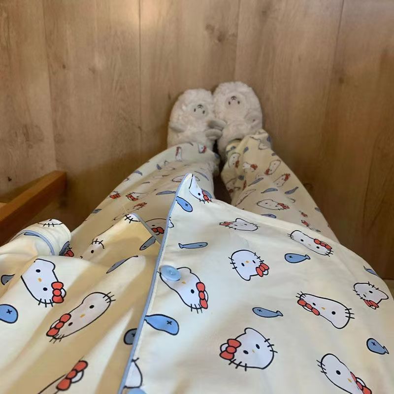 网红辣妹性感睡衣