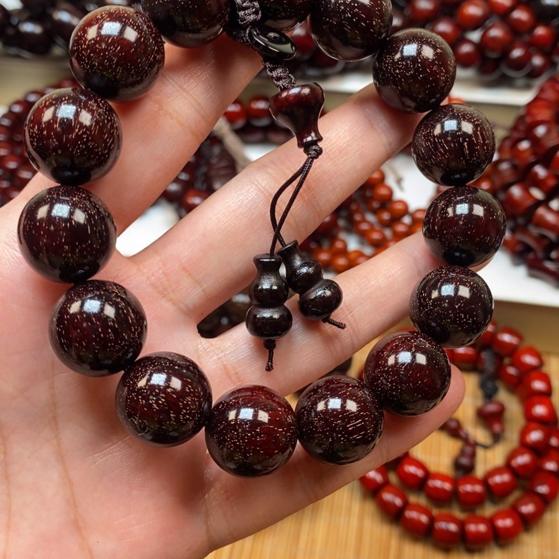 檀香紫檀（小叶紫檀）1.5大满星