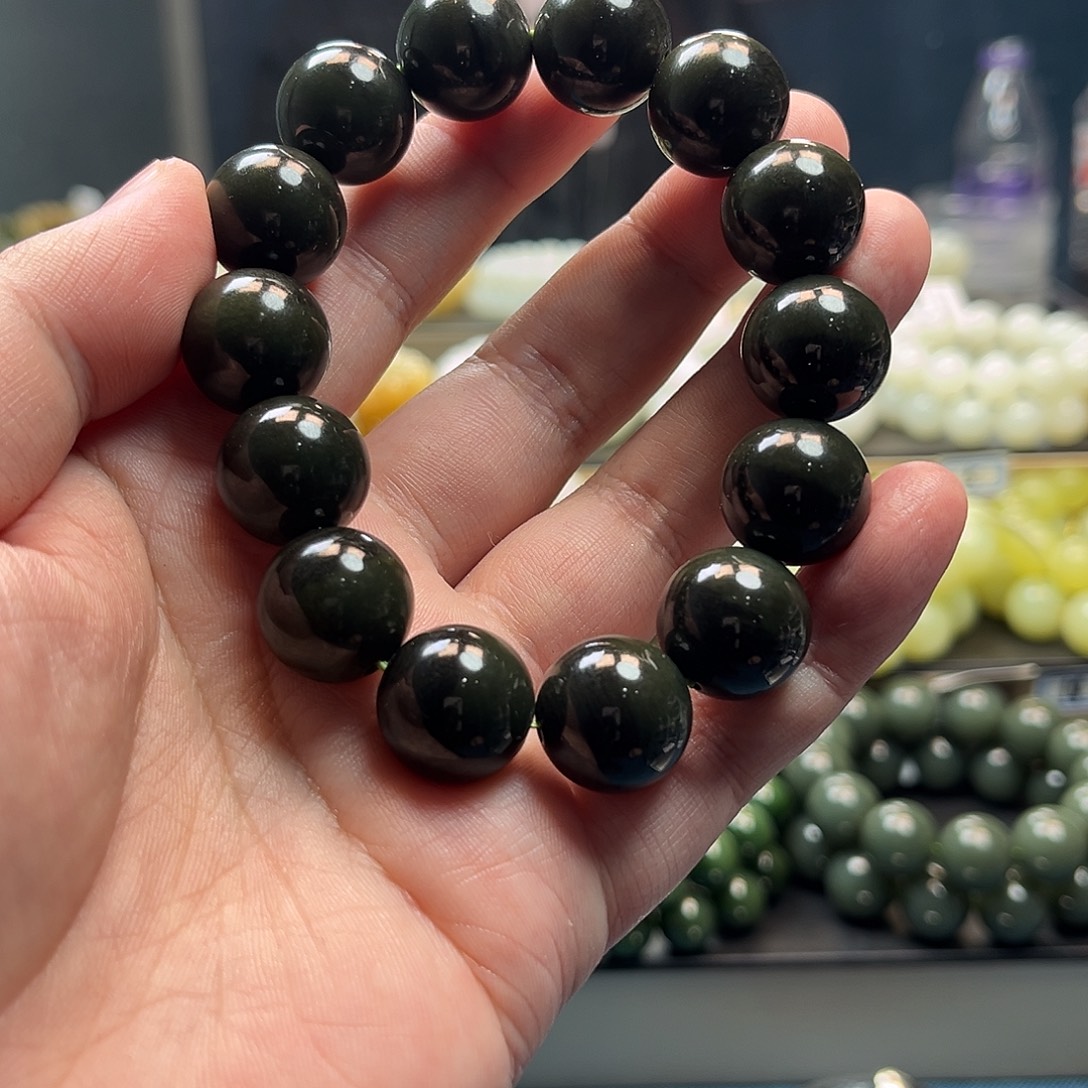 和田玉（糖玉）未镶嵌手链