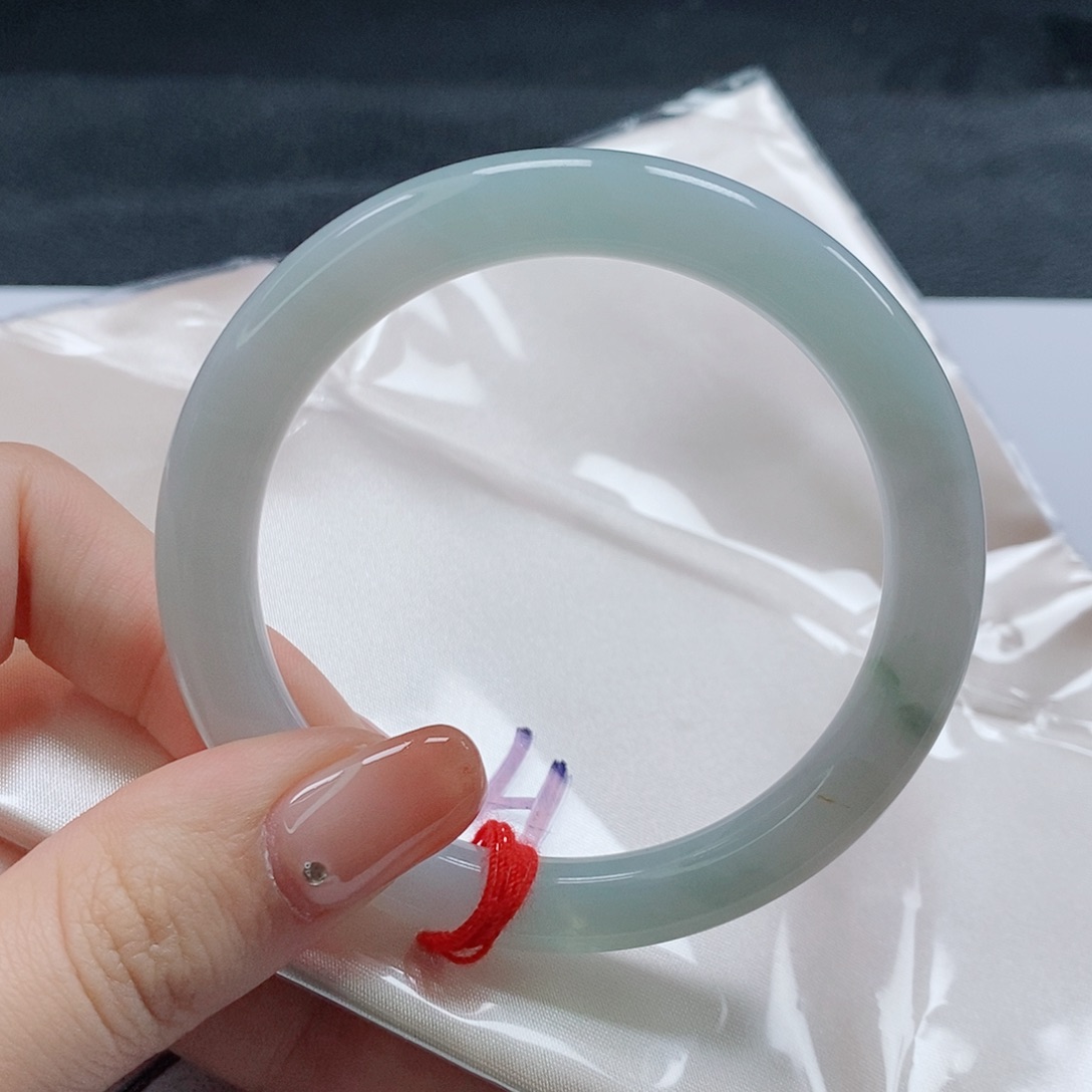 【闪购商品】未镶嵌手镯（圆镯）翡翠440号