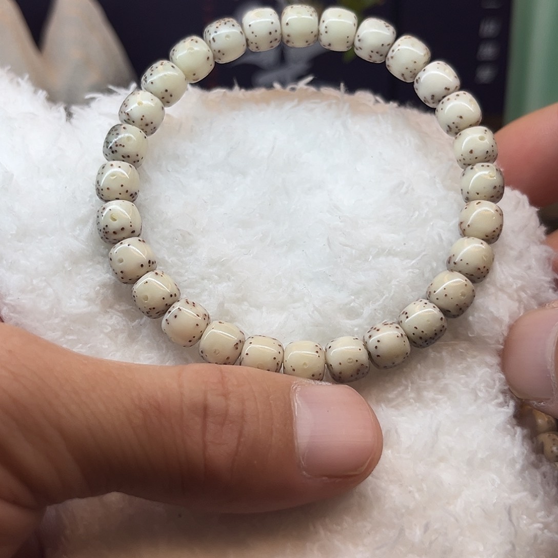 星月菩提手串大****）8冰糖