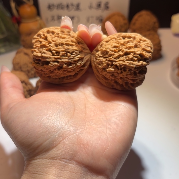 文玩核桃吊坠13号42-42-43