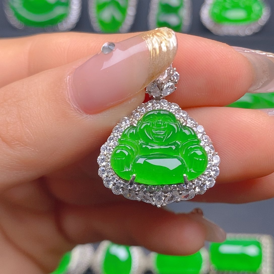 颈饰银S925镶嵌翡翠