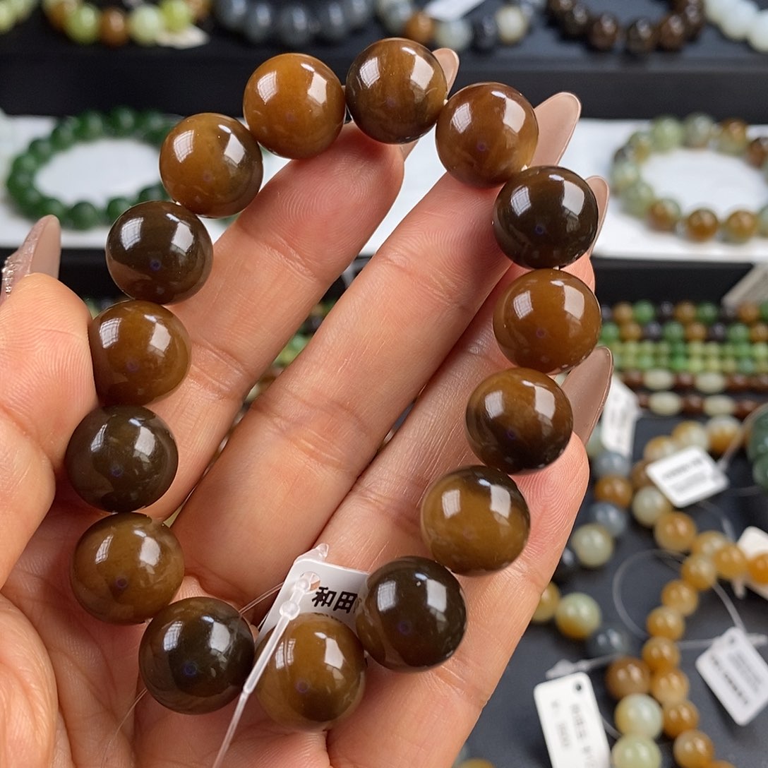 和田玉手串未镶嵌