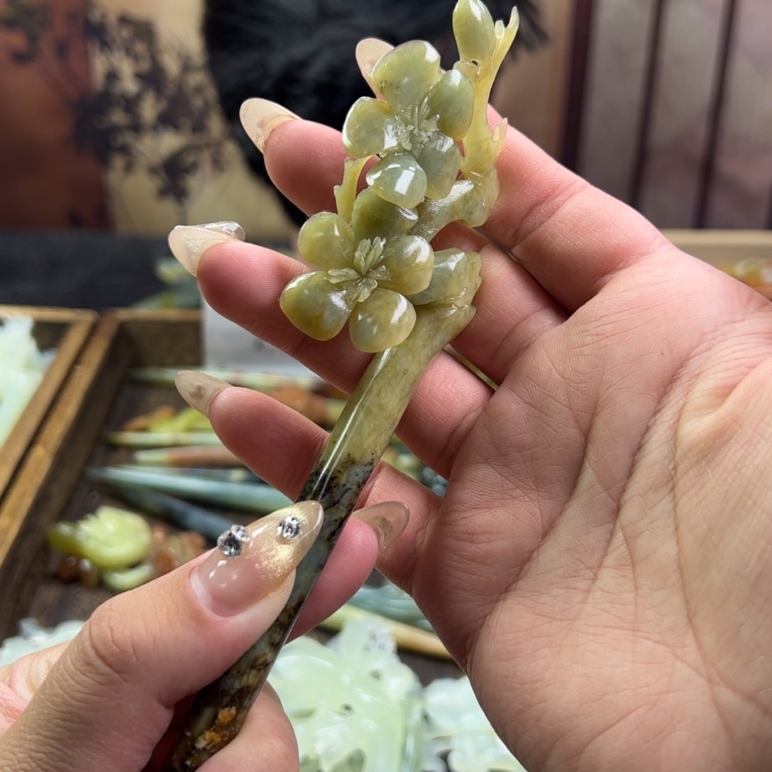 蛇纹石玉发簪未镶嵌