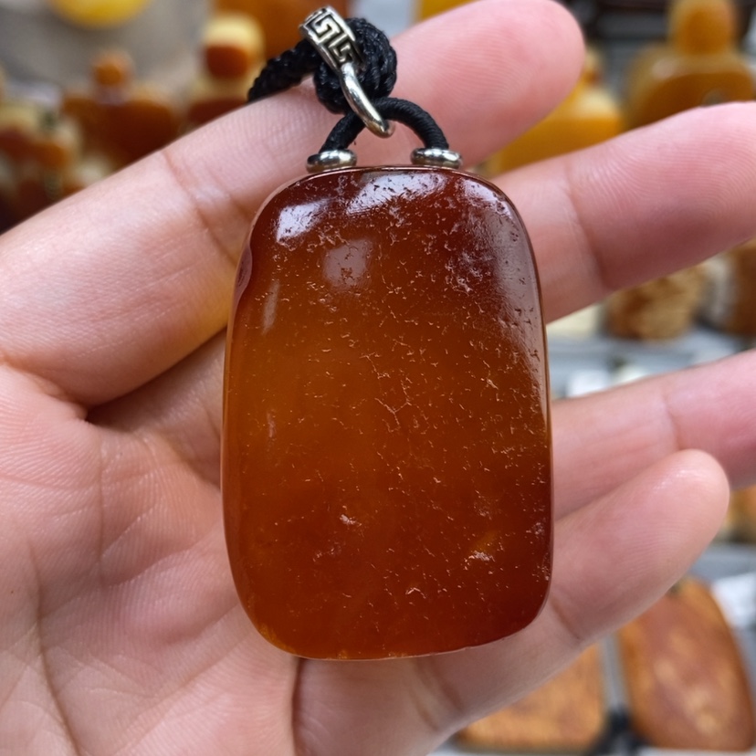 【闪购商品】琥珀颈饰未镶嵌