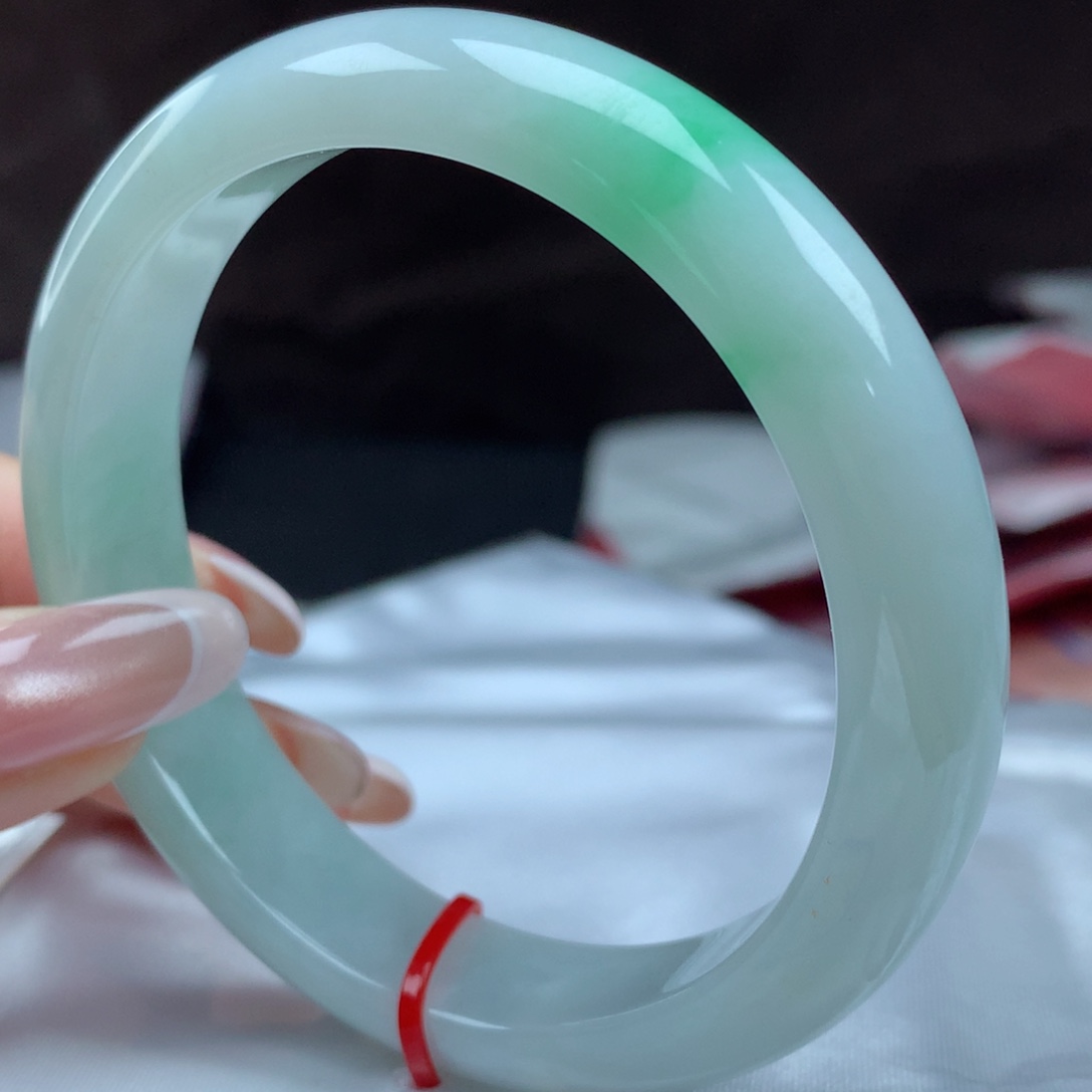 翡翠手镯未镶嵌96415，