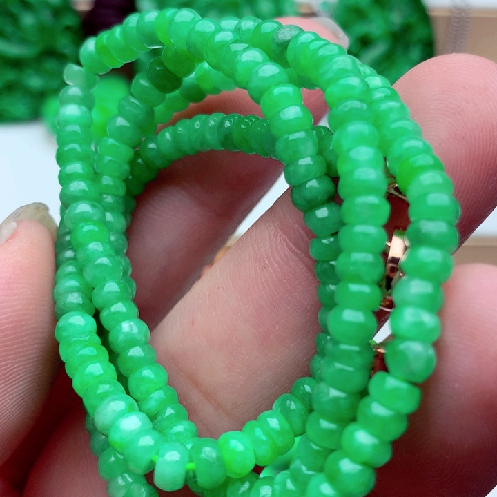 翡翠未镶嵌毛衣链