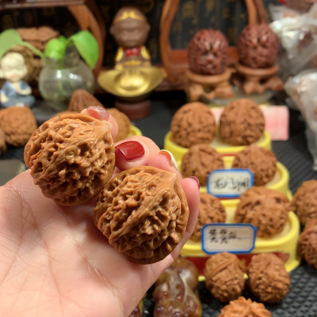 文玩核桃把件平谷玄月