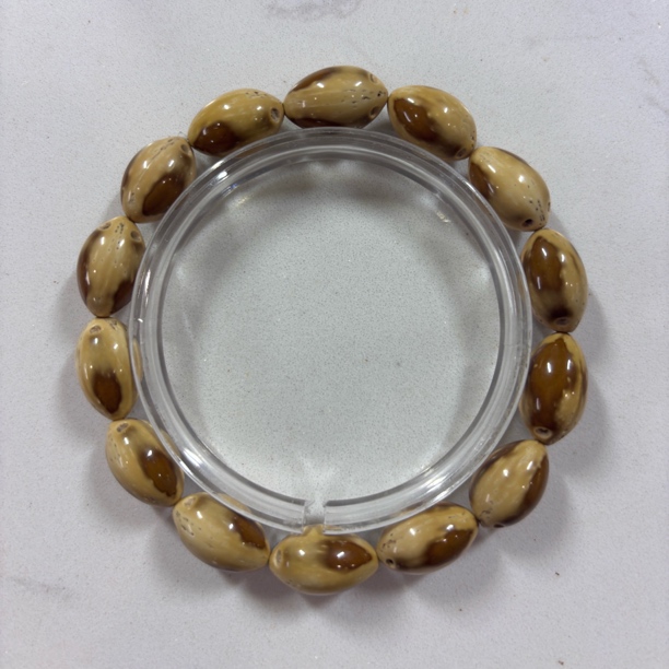 c466白皮紫金鼠卡1.0cm单圈手串