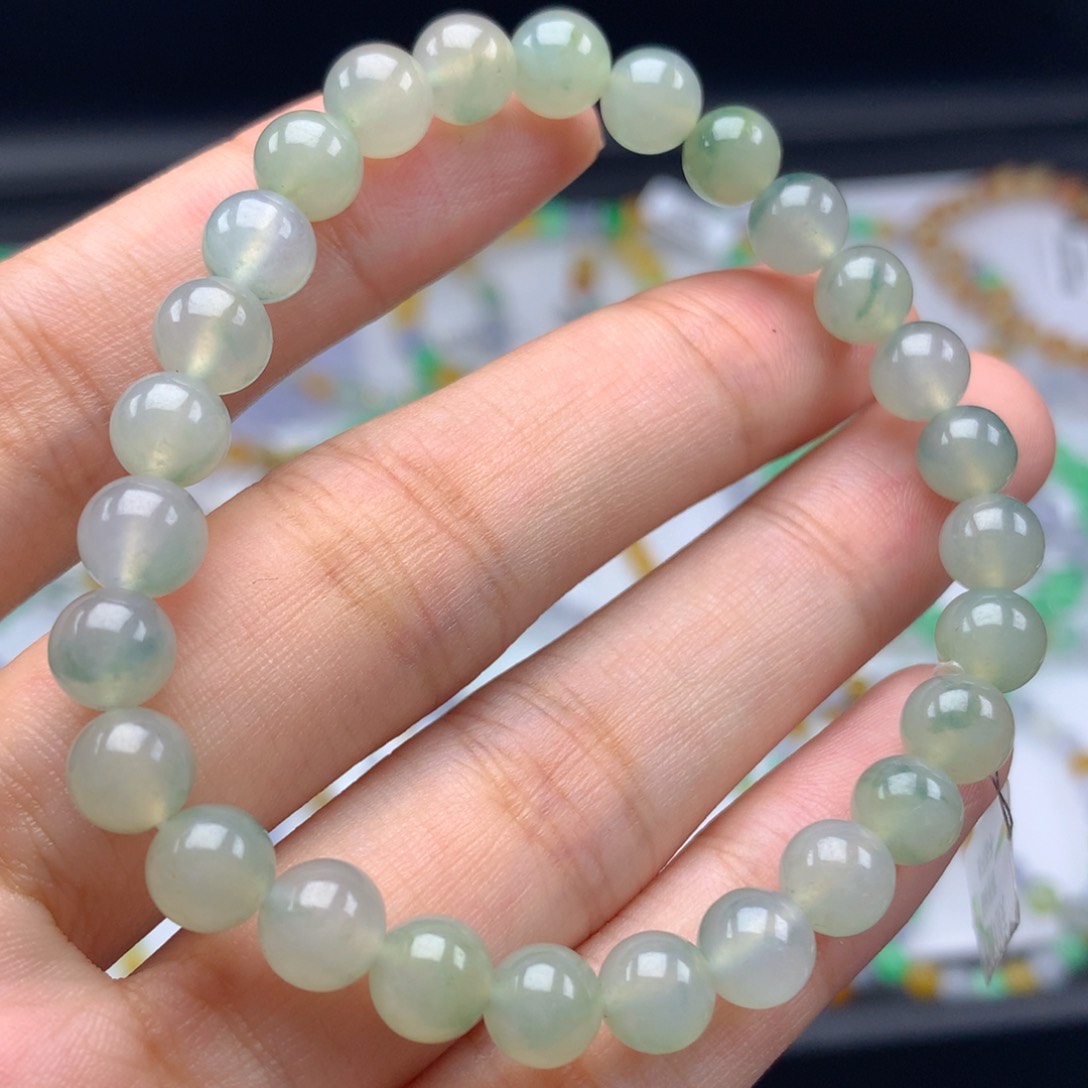 未镶嵌翡翠手链卡