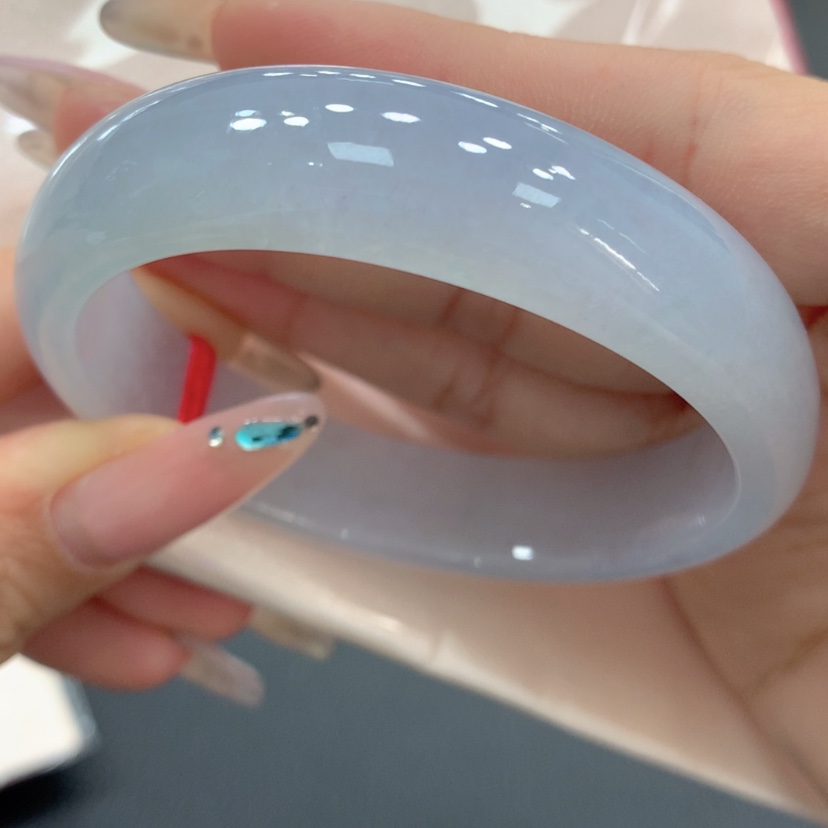 【闪购商品】翡翠手镯未镶嵌翡翠贵妃