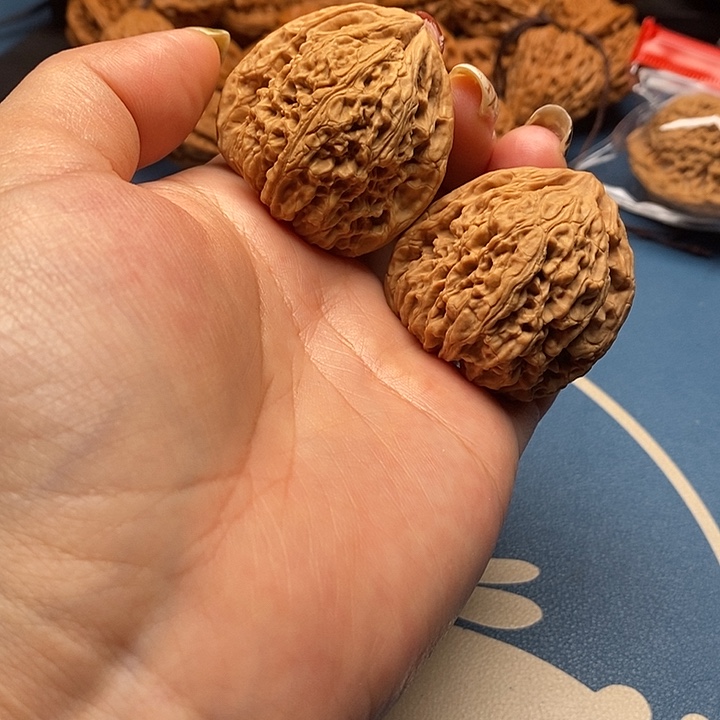 文玩核桃把件南疆