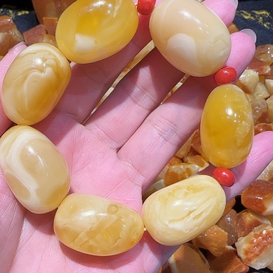 定制琥珀未镶嵌蜜蜡