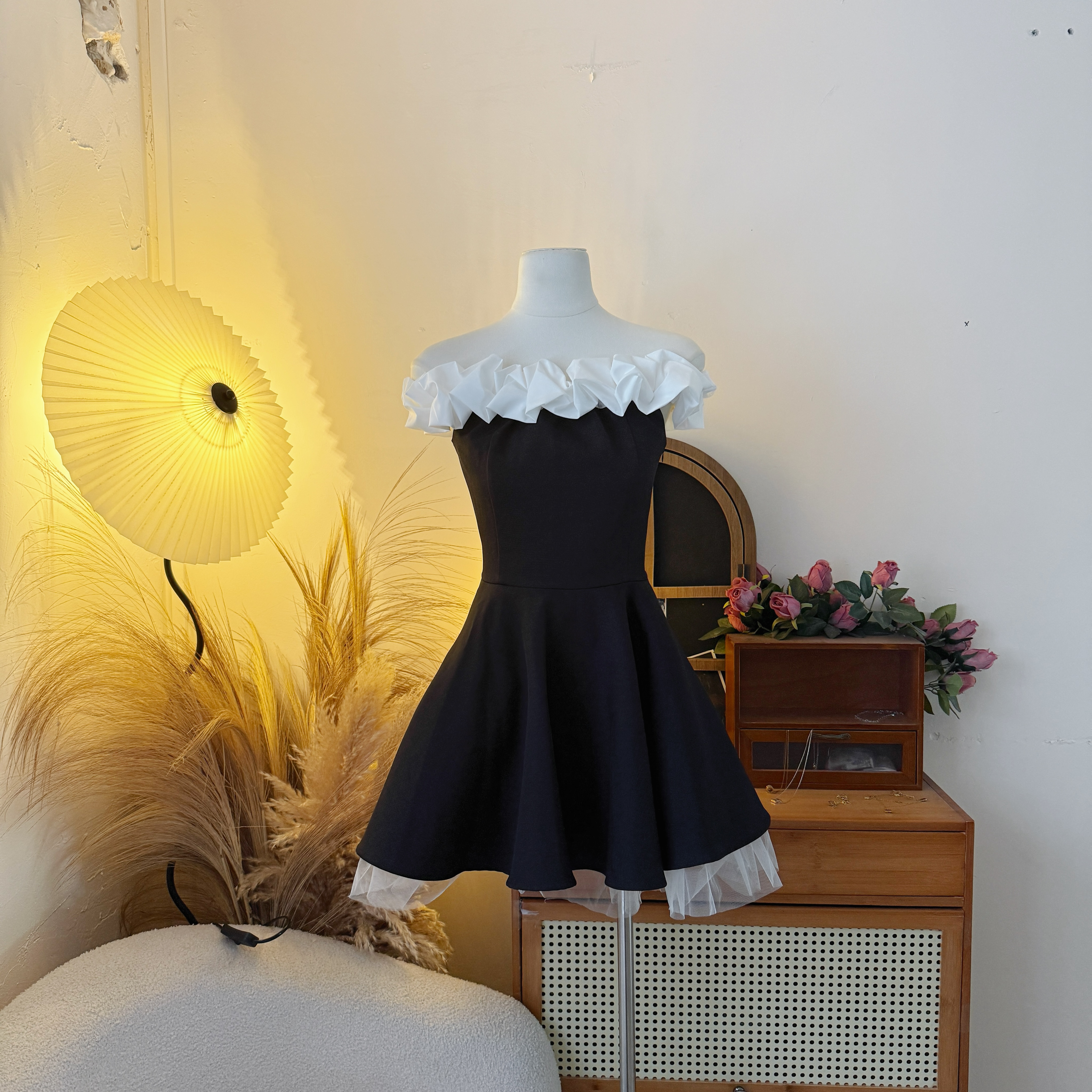 青青大码女装 夏季收腰气质法式赫本风撞色芭蕾裙拼接小黑裙L7815