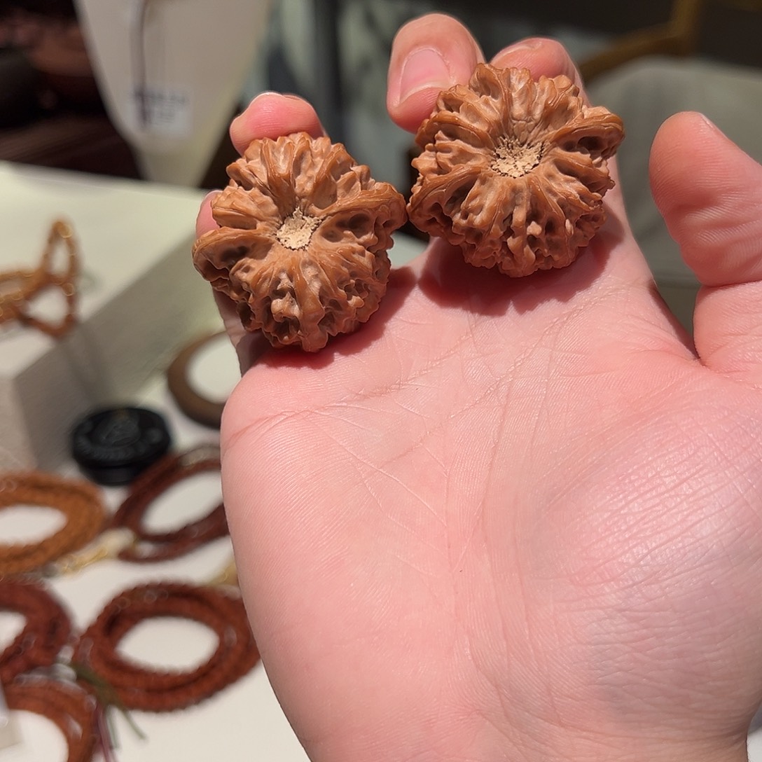 權***n文玩核桃把件41尖刮龙门涧