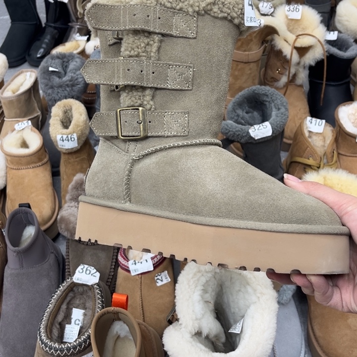 羚羊棕三排扣厚底36