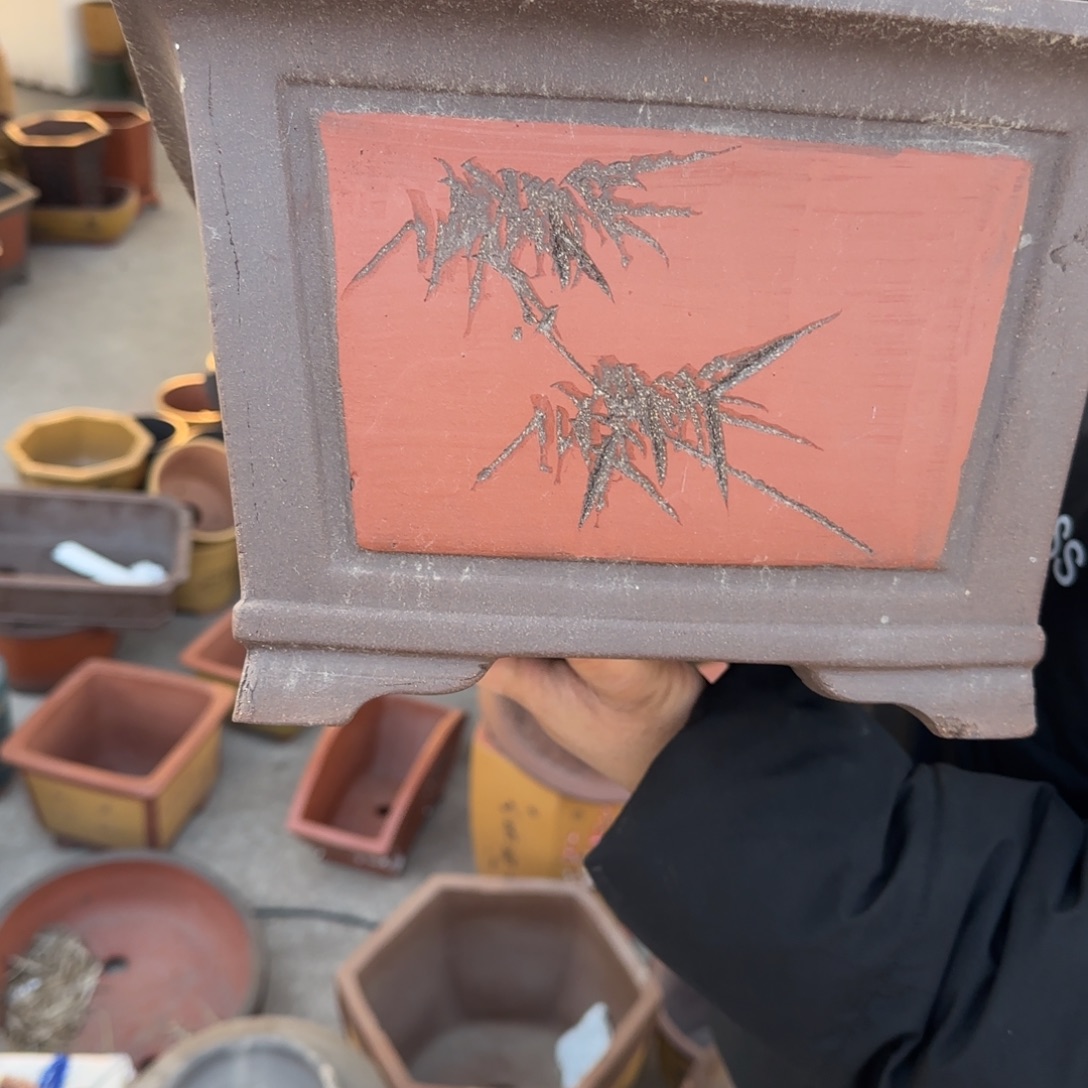 紫砂花盆瑕疵和瑕疵