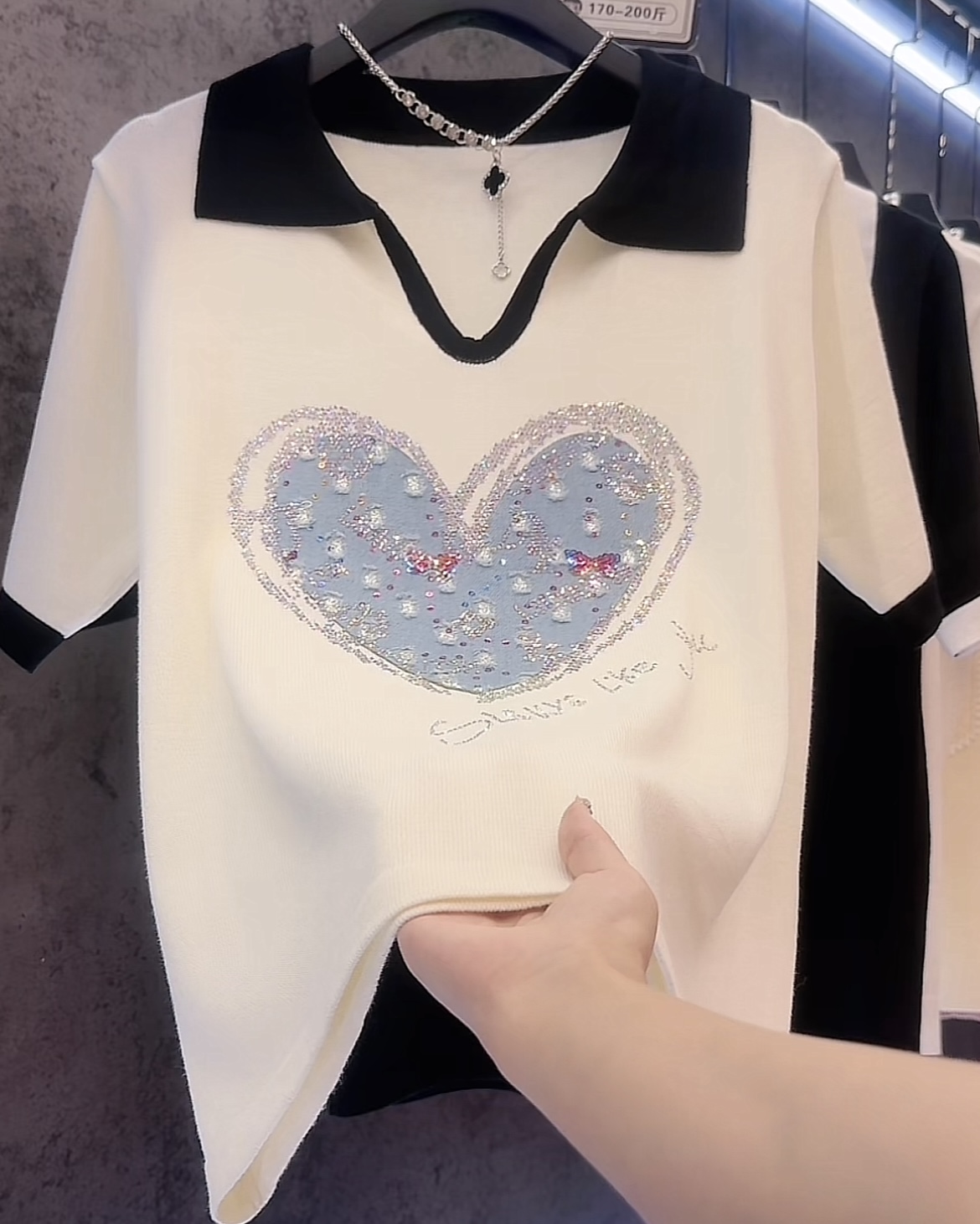 【大码女装80-200斤】刺绣时尚烫钻爱心减龄百搭女夏显瘦上衣1938