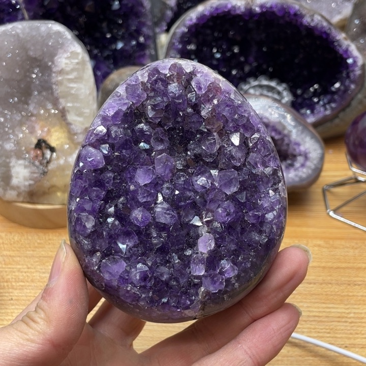紫晶恐龙蛋未镶嵌