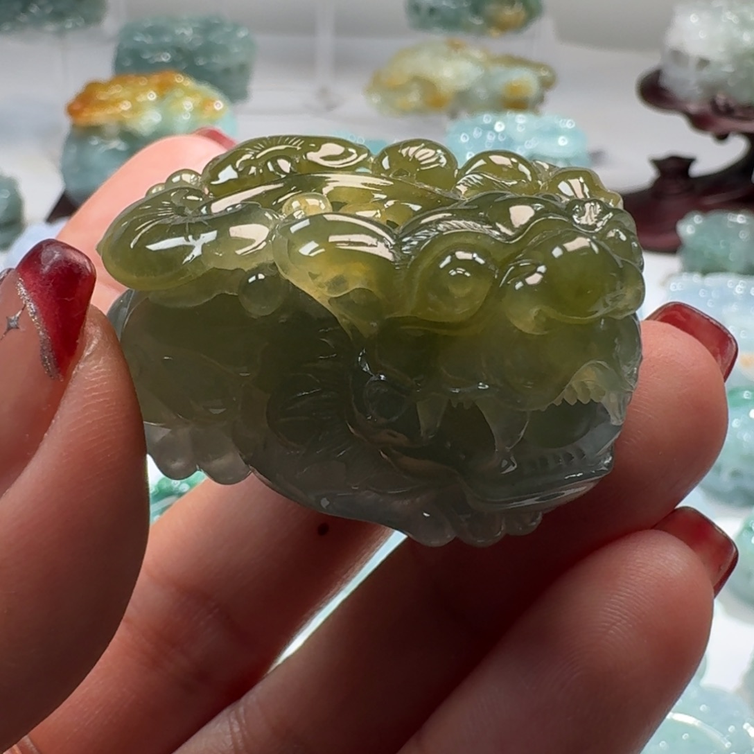 定制翡翠未镶嵌渔**晚貔貅