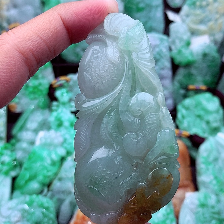翡翠吊坠(不含链)未镶嵌