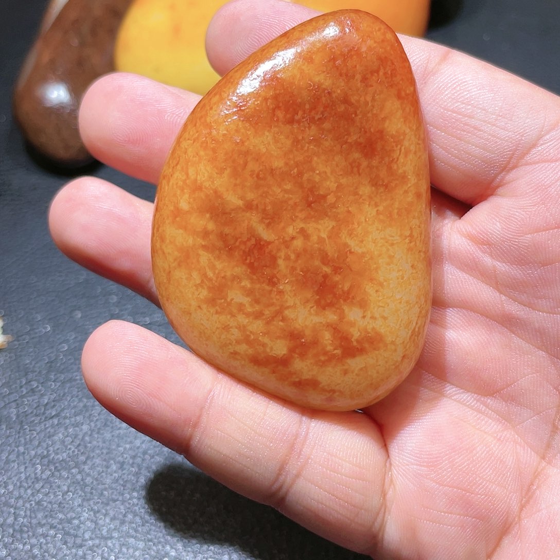 海***纳透闪石质玉未镶嵌手链
