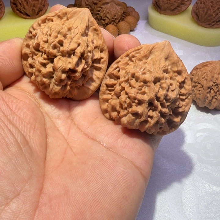 吊坠文玩核桃麒麟纹官帽