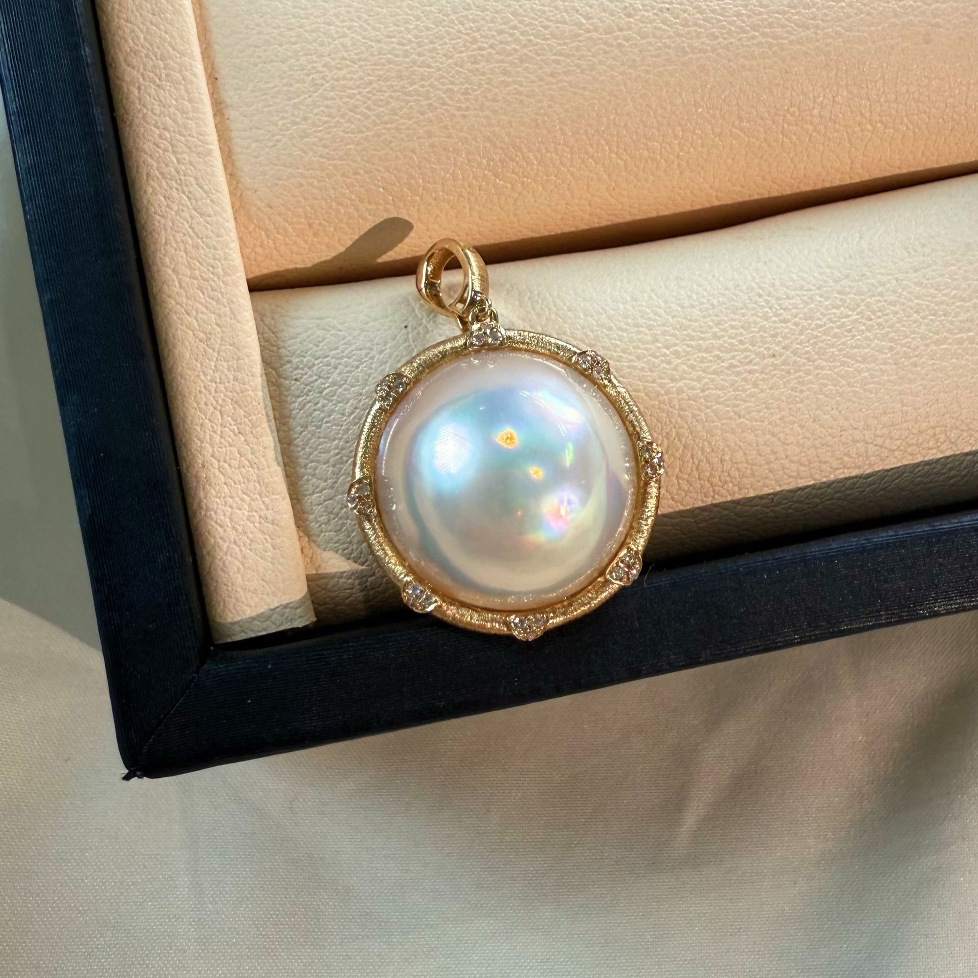 【HH】设计款马贝珍珠万能扣吊坠钻石 18K金 13-15MM