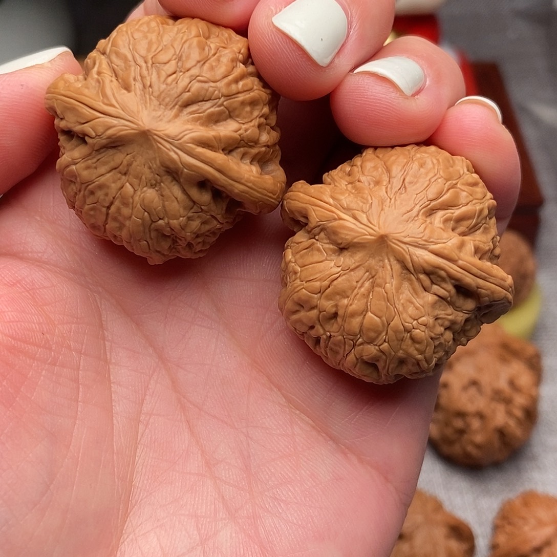 鹅***鹅文玩核桃把件铁锤36