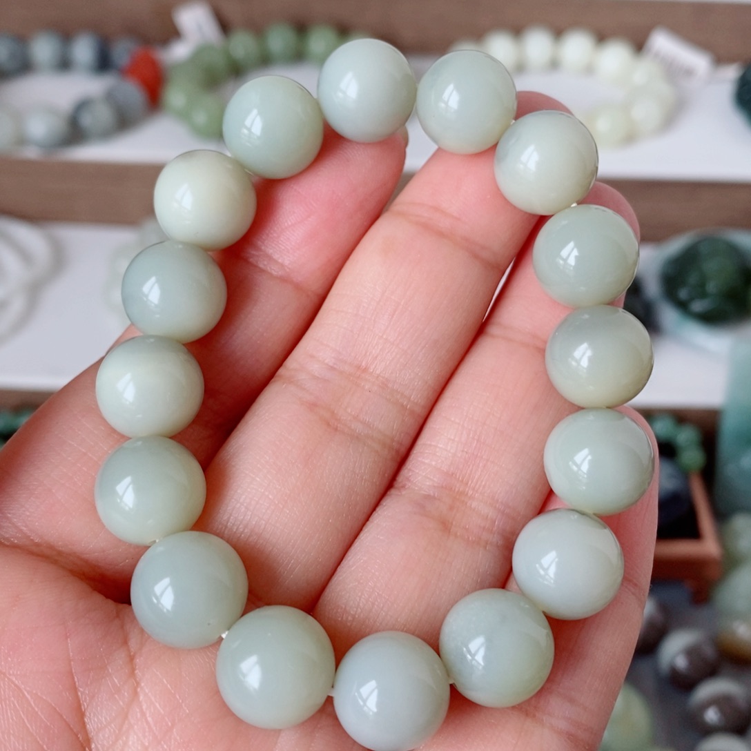 和田玉未镶嵌手链