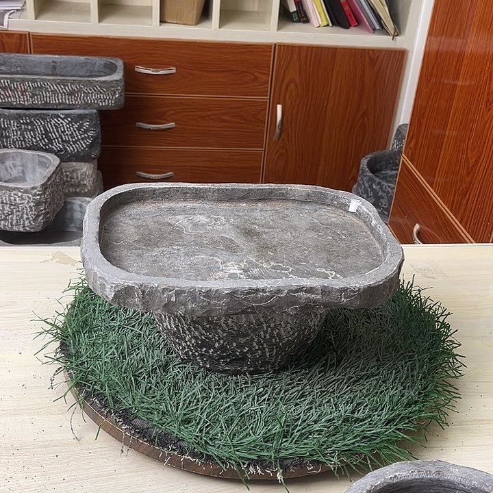 灰姑娘食材和贵州青石打造而成