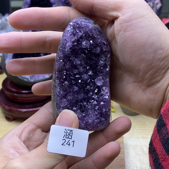 水晶大型摆件（非配饰）未镶嵌