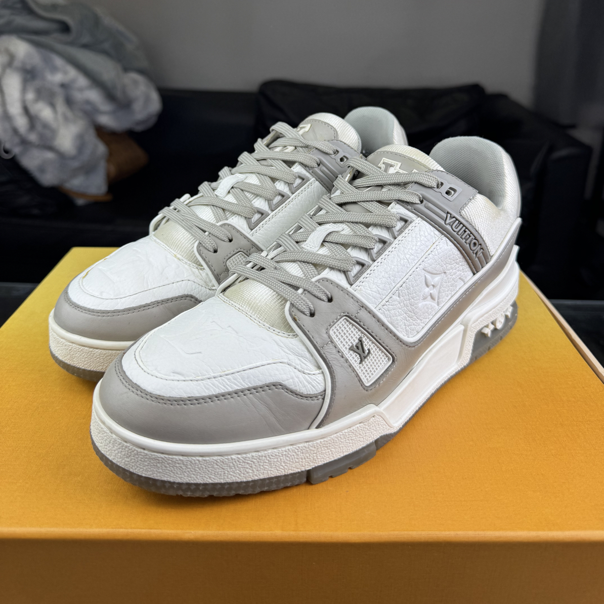 99新 LouisVuitton/路易威登 Trainer灰水泥40.5码（6.5码原盒97新