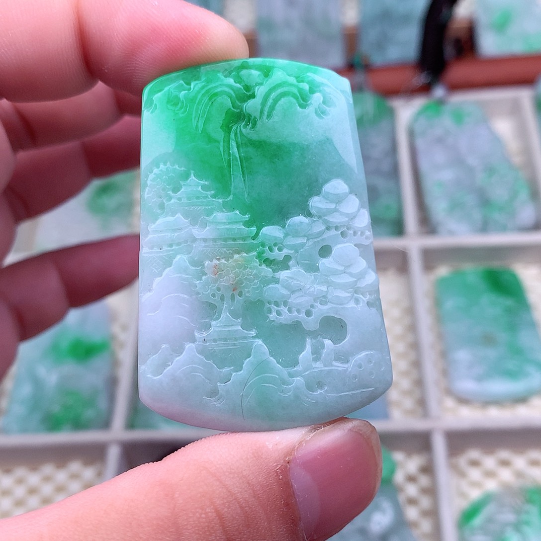 翡翠未镶嵌吊坠(不含链)