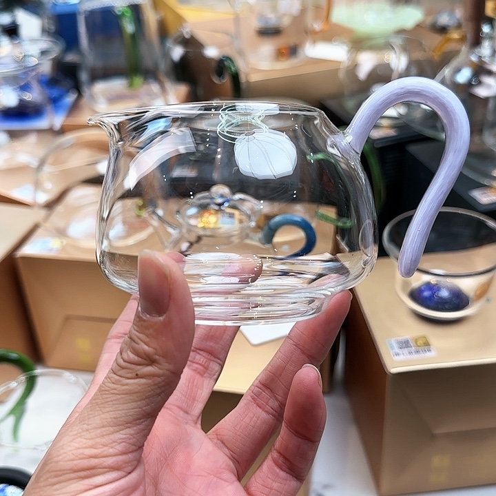 禾器淡然粉彩公道杯