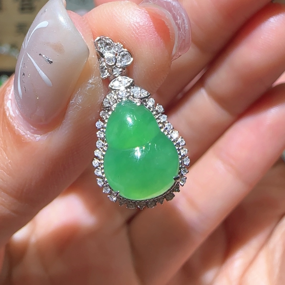 【闪购商品】翡翠颈饰18K金镶嵌缅甸