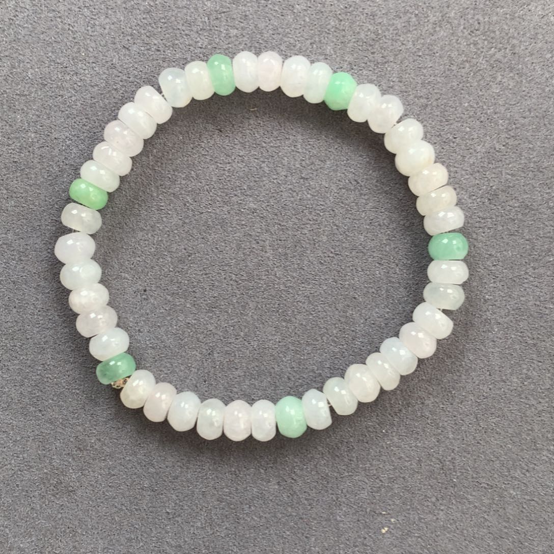 翡翠18K金镶嵌颈饰手串