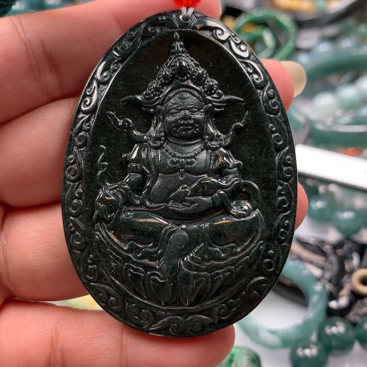 翡翠颈饰未镶嵌保真天然A货翡翠