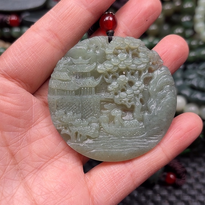 和田玉颈饰未镶嵌