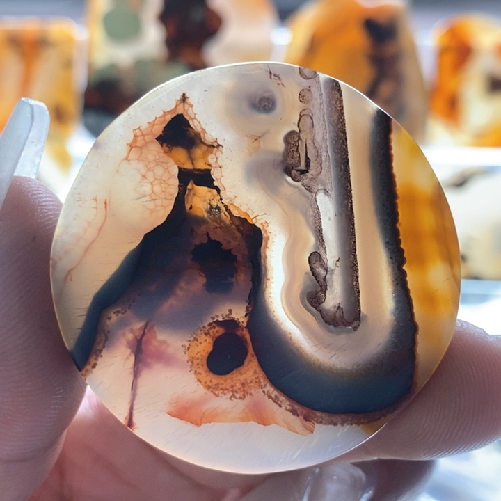 玛瑙/玉髓颈饰未镶嵌