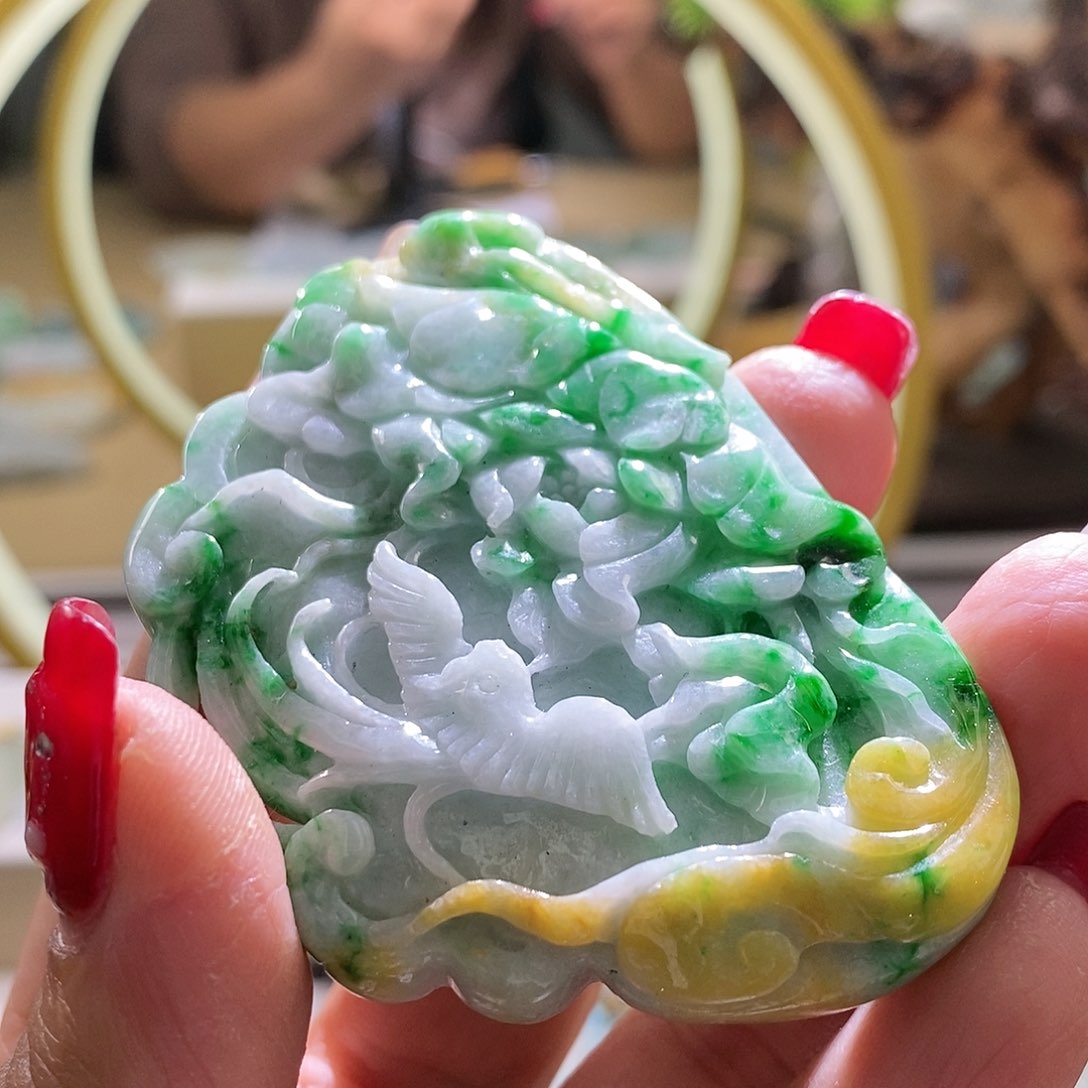 【闪购商品】翡翠颈饰未镶嵌喜上眉梢