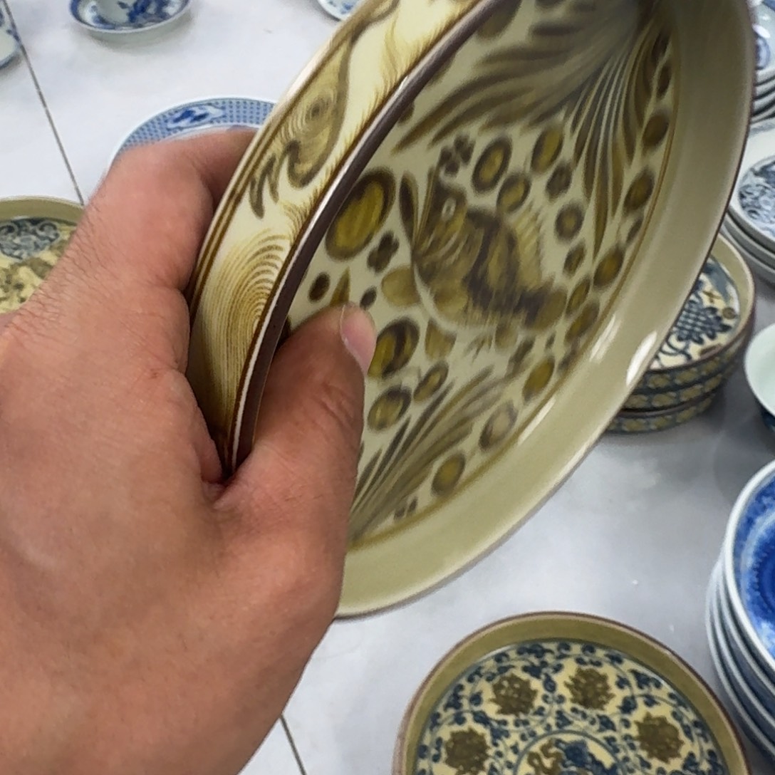 陶摆件釉里金鱼藻纹壶承