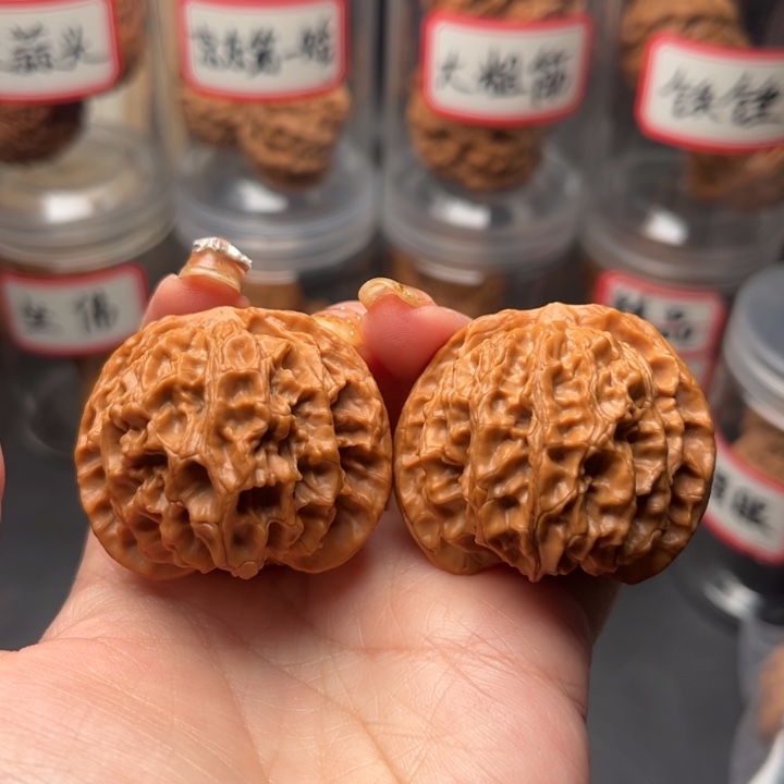 文玩核桃把件42老树苹果